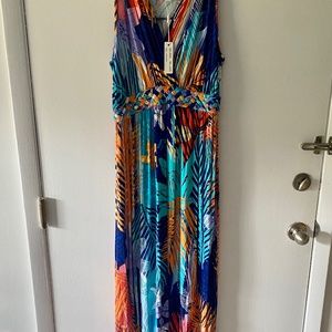 FUN Long, beautiful print GRECIAN STYLE GOWN